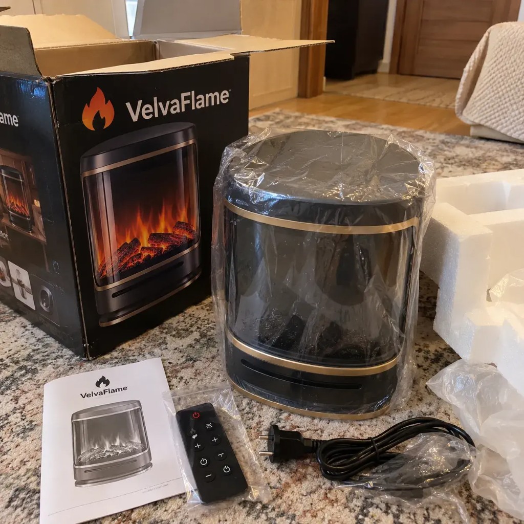 VelvaFlame con llama LED 3D encendida